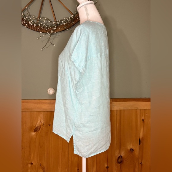 Tahari Sky Blue and White 100% Linen Women's Blouse size M - Picture 7 of 10